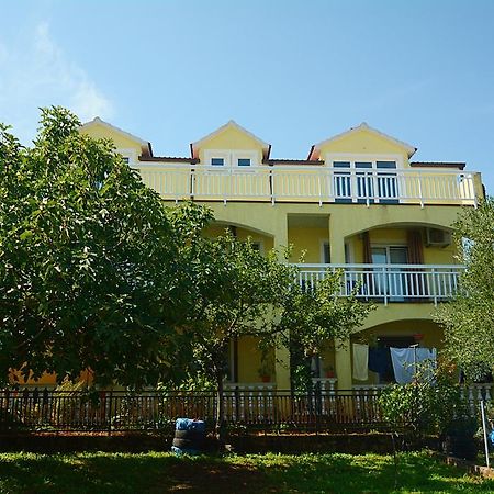 Apartments Bosnjak 希贝尼克 外观 照片