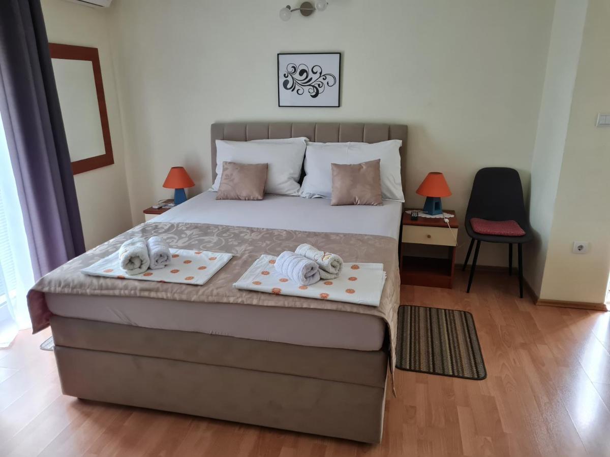 Apartments Bosnjak 希贝尼克 外观 照片
