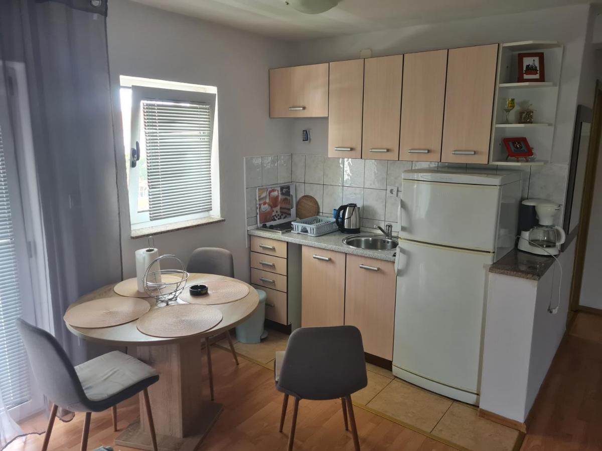 Apartments Bosnjak 希贝尼克 外观 照片