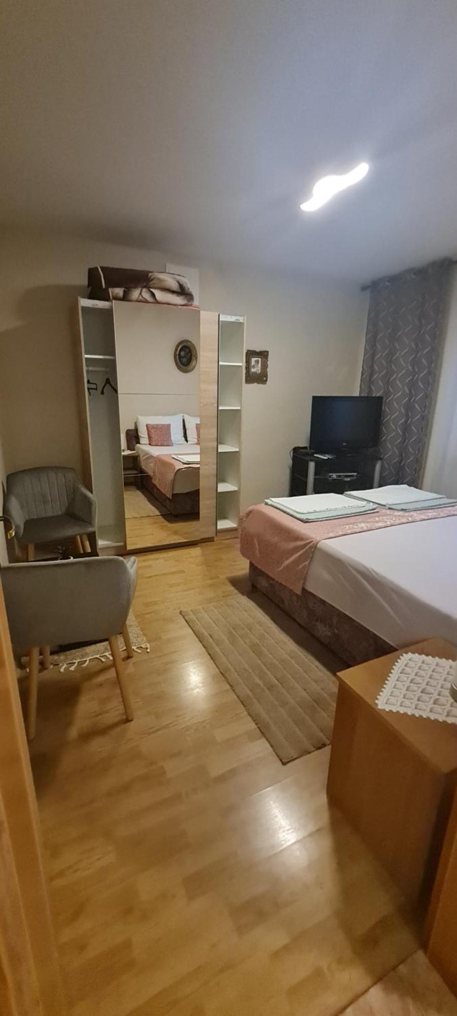Apartments Bosnjak 希贝尼克 客房 照片