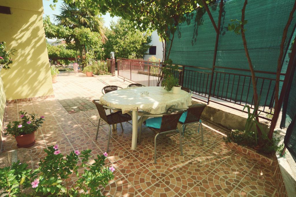 Apartments Bosnjak 希贝尼克 外观 照片